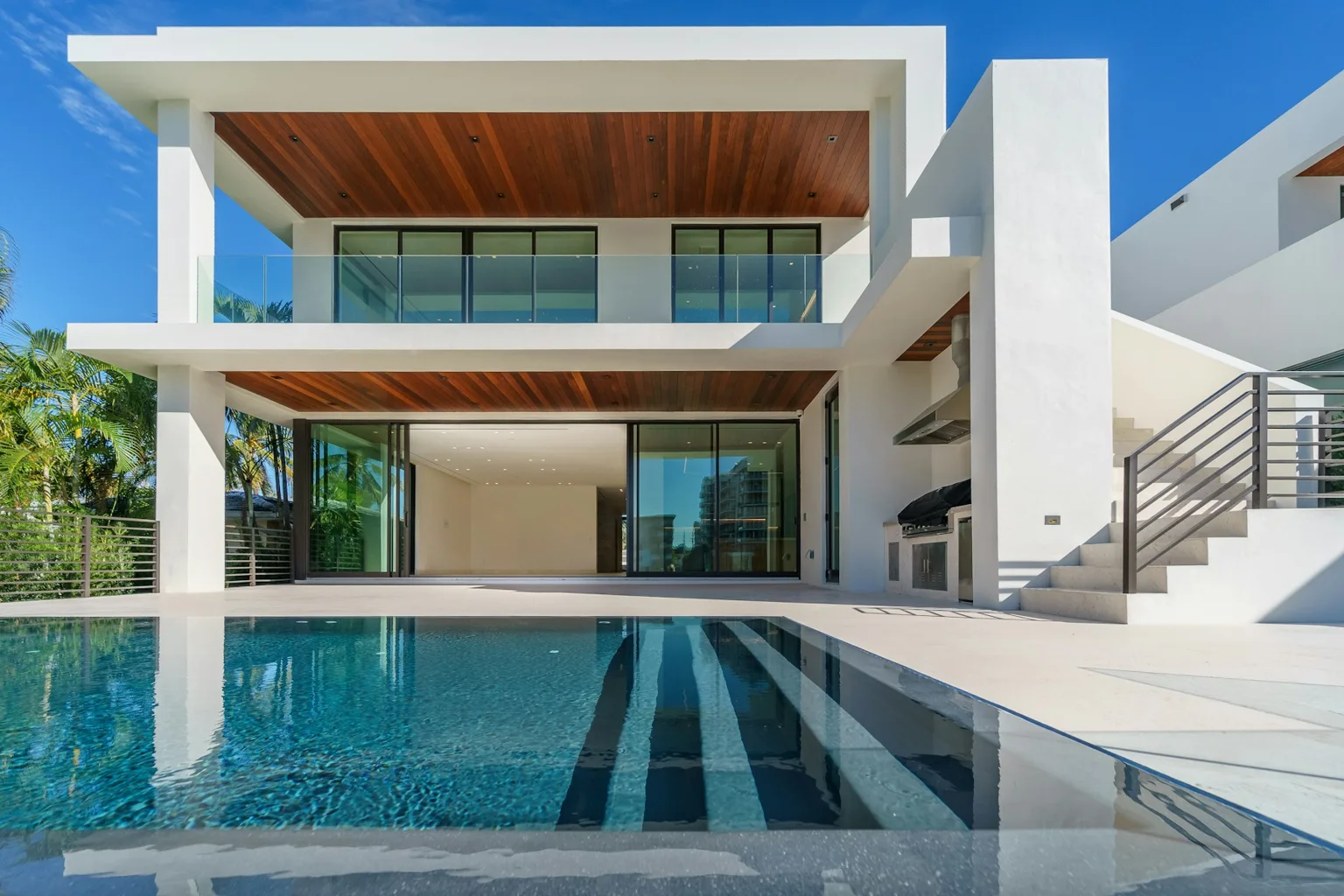 Contemporary residence beside a pool